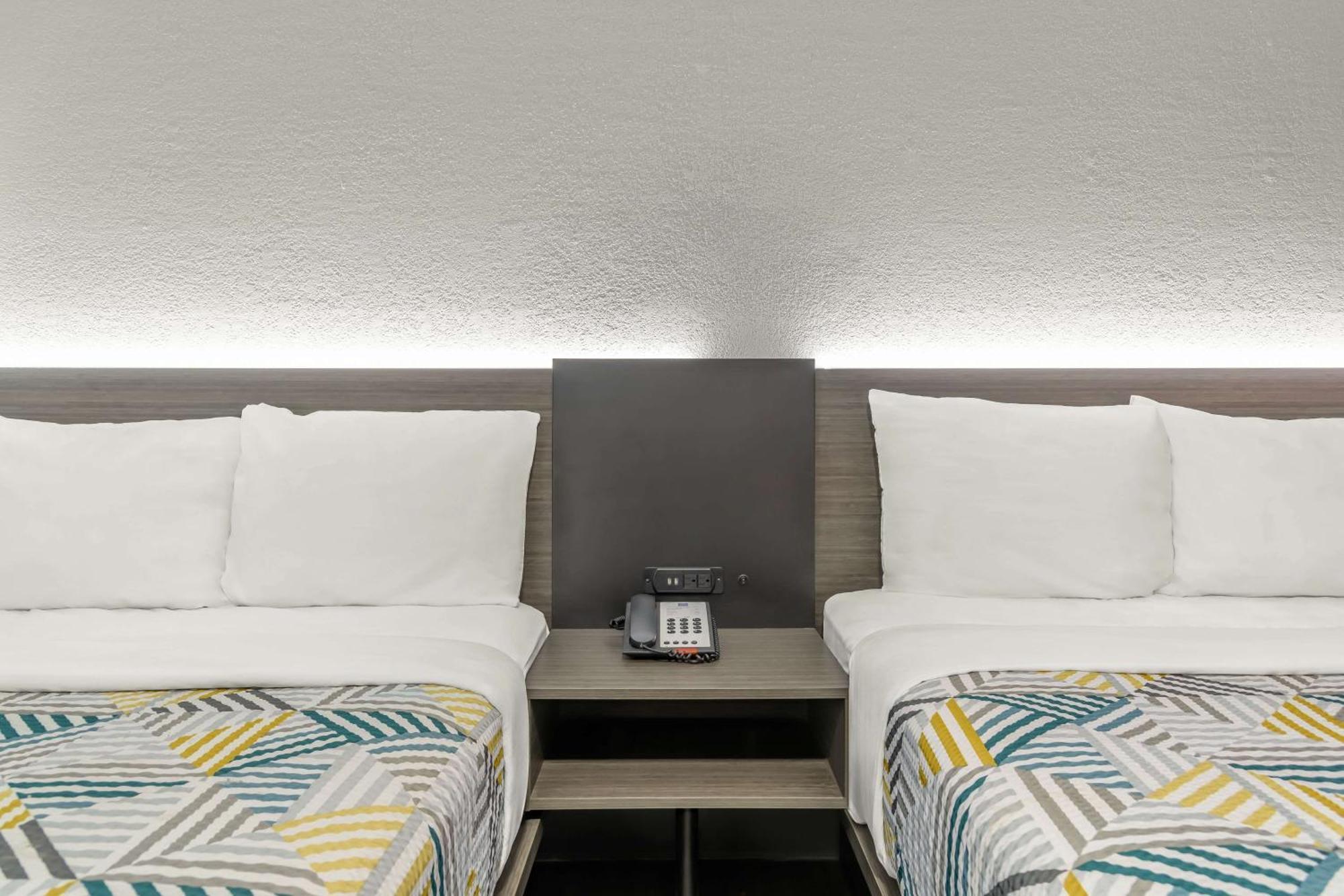 Home 6 Motel Топіка Екстер'єр фото