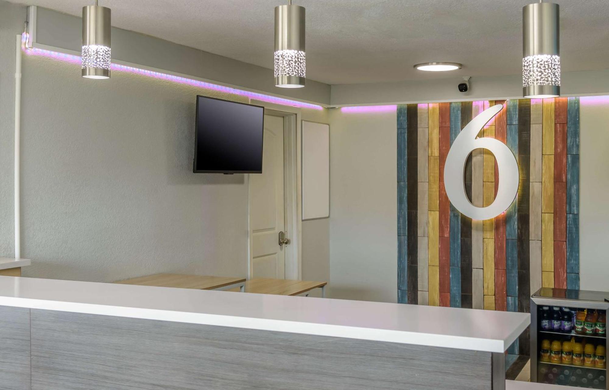 Home 6 Motel Топіка Екстер'єр фото